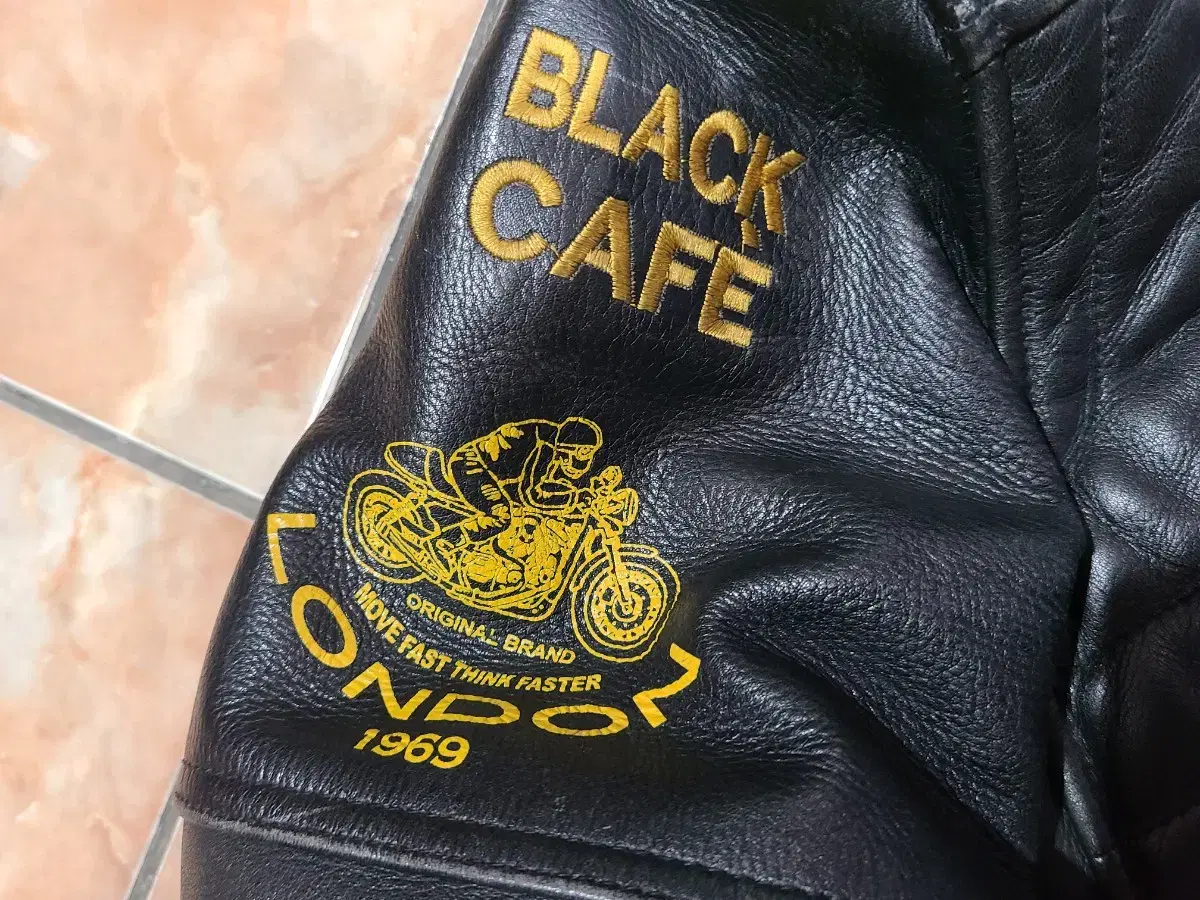 Black Cafe London 블랙카페런던 가죽자켓 (52)